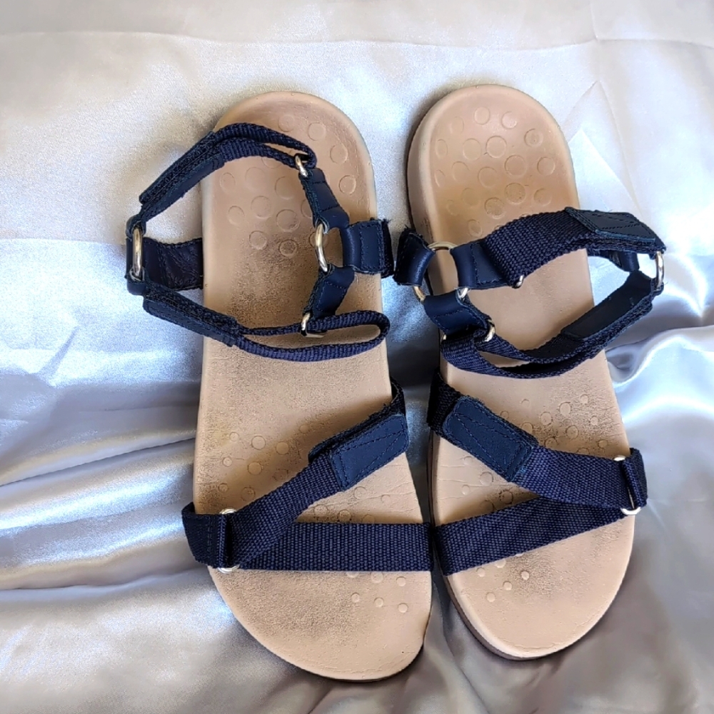 Vionic Women's Navy Strappy Sandals Size 9